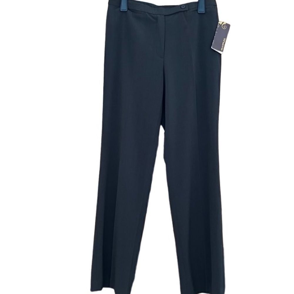 New with tags Multiples Essential Pant, button front, color dark chocolate sz 8